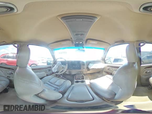 2000 Cadillac Escalade z VIN 1GYEK13R7YR128401, wystawiony jako Copart lot #46227845 z przebiegiem 110 194 mil mil oraz Nie do naprawy • Non repairable. Historia ofert i sprzedaży dostępna na DreamBid. Obrazek 14.