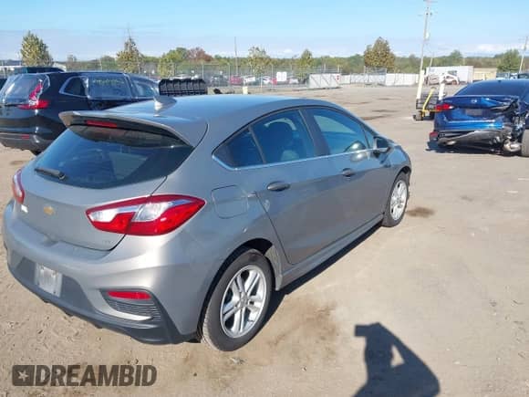 2018 Chevrolet Cruze LT с VIN 3G1BE6SM5JS650605, выставлен на аукционе IAAI как лот 43382642 с пробегом 96 296 миль миль и . История ставок и продаж доступна на DreamBid. Изображение 4.