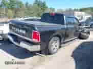 2017 Ram 1500 Limited z VIN 1C6RR7PT3HS515474, wystawiony jako IAAI lot #42079779 z przebiegiem 91 389 mil mil oraz . Historia ofert i sprzedaży dostępna na DreamBid. Obrazek 4.