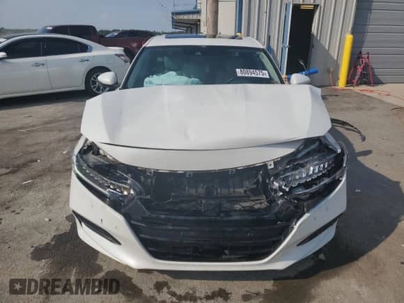 2019 Honda Accord Touring with VIN 1HGCV2F98KA003923, listed as a Copart auction lot 80894575 with 81,926 mi miles and Salvage title. Bid and sale history available at DreamBid. Image 5.