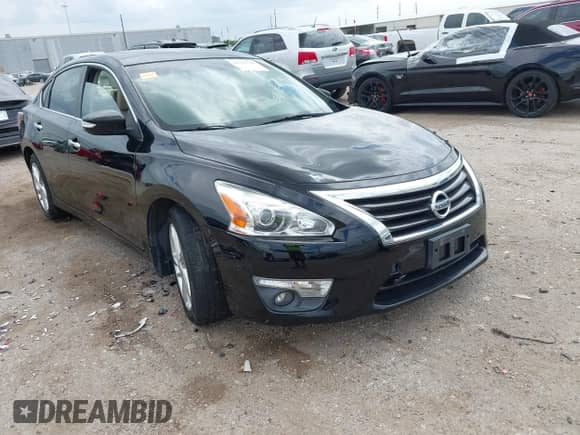2015 Nissan Altima S with VIN 1N4AL3AP2FN373311, listed as a IAAI auction lot 42783743 with 125,850 mi miles and . Bid and sale history available at DreamBid. Image 1.