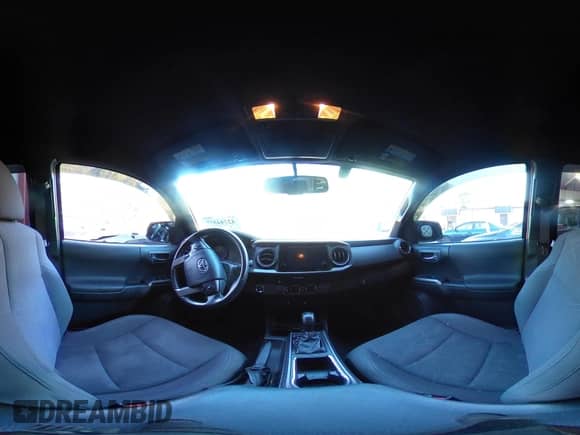 2016 Toyota Tacoma SR5 с VIN 3TMAZ5CNXGM009231, выставлен на аукционе IAAI как лот 42744577 с пробегом 168 113 миль миль и . История ставок и продаж доступна на DreamBid. Изображение 19.