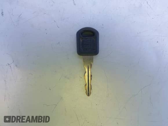 1996 Chevrolet Suburban с VIN 3GNGK26J3TG170834, выставлен на аукционе IAAI как лот 42087510 с пробегом 84 143 миль миль и . История ставок и продаж доступна на DreamBid. Изображение 11.