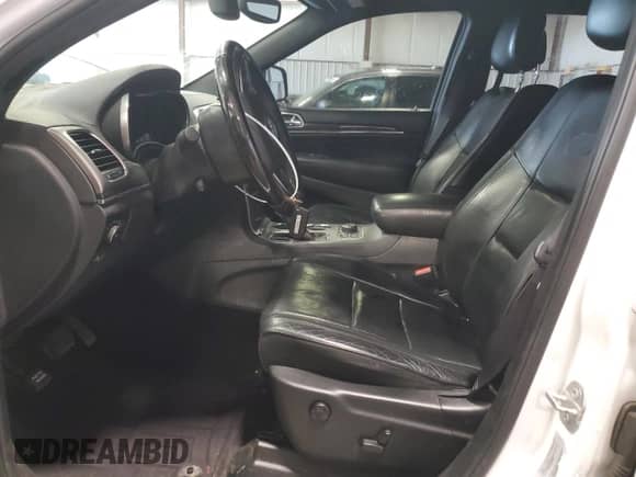 2018 Jeep Grand Cherokee High Altitude z VIN 1C4RJFCG5JC137404, wystawiony jako Copart lot #56718125 z przebiegiem 88 481 mil mil oraz Szkoda całkowita • Salvage title. Historia ofert i sprzedaży dostępna na DreamBid. Obrazek 7.