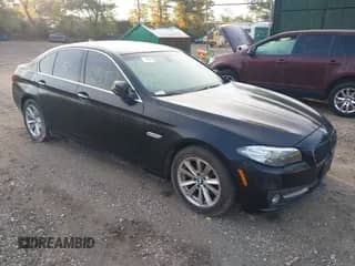 2015 BMW 5 Series 528i xDrive z VIN WBA5A7C51FD627226, wystawiony jako IAAI lot #43389818 z przebiegiem Nie podano mil oraz . Historia ofert i sprzedaży dostępna na DreamBid. Obrazek 1.
