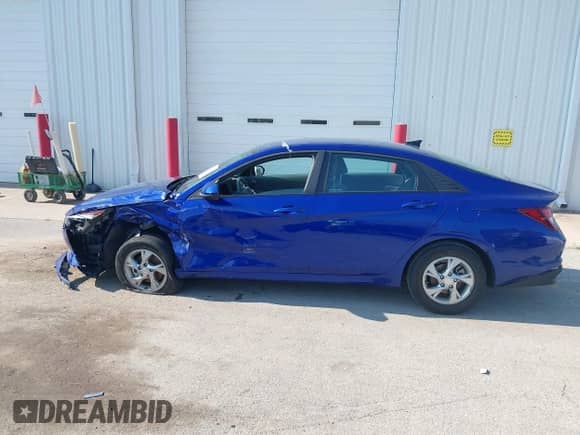 2023 Hyundai Elantra SE with VIN KMHLL4AG8PU577543, listed as a IAAI auction lot 42658645 with 27,037 mi miles and . Bid and sale history available at DreamBid. Image 14.