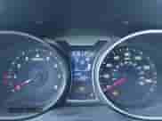 2017 Hyundai Veloster Value Edition с VIN KMHTC6AD2HU305556, выставлен на аукционе IAAI как лот 43330447 с пробегом 67 611 миль миль и . История ставок и продаж доступна на DreamBid. Изображение 7.