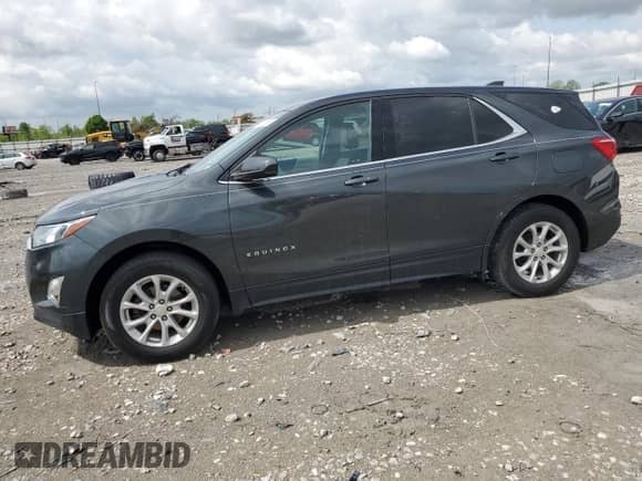 2020 Chevrolet Equinox LT z VIN 3GNAXKEV0LS555468, wystawiony jako Copart lot #83820745 z przebiegiem 51 384 mil mil oraz Szkoda całkowita • Salvage title. Historia ofert i sprzedaży dostępna na DreamBid. Obrazek 1.