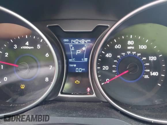 2014 Hyundai Veloster с VIN KMHTC6AD8EU203741, выставлен на аукционе IAAI как лот 43224931 с пробегом 140 484 миль миль и . История ставок и продаж доступна на DreamBid. Изображение 7.