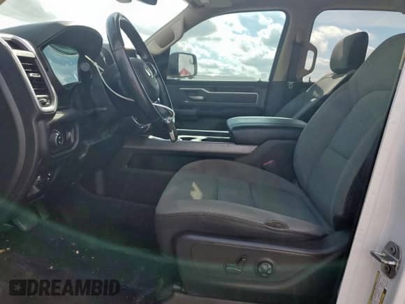 2020 Ram 1500 Big Horn with VIN 1C6RREFT7LN276573, listed as a Copart auction lot 60917775 with 74,137 mi miles and Salvage title. Bid and sale history available at DreamBid. Image 7.