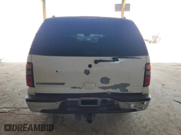 2006 Chevrolet Suburban LS 1WT z VIN 1GNEC16Z16J129349, wystawiony jako Copart lot #80128895 z przebiegiem 251 498 mil mil oraz Szkoda całkowita • Salvage title. Historia ofert i sprzedaży dostępna na DreamBid. Obrazek 6.