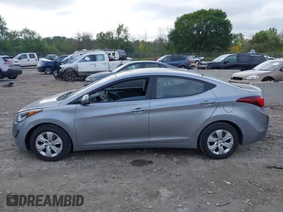 2016 Hyundai Elantra SE with VIN 5NPDH4AE3GH743079, listed as a IAAI auction lot 43174915 with 182,888 mi miles and . Bid and sale history available at DreamBid. Image 14.
