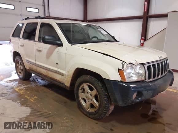 2006 Jeep Grand Cherokee Limited with VIN 1J4HS58N26C208814, listed as a IAAI auction lot 41727165 with 243,144 mi miles and . Bid and sale history available at DreamBid. Image 1.