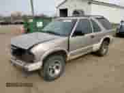 2000 Chevrolet Blazer LS с VIN 1GNCS18W9YK206592, выставлен на аукционе Copart как лот 54295205 с пробегом 200 617 миль миль и Чистый • Clean title. История ставок и продаж доступна на DreamBid. Изображение 1.