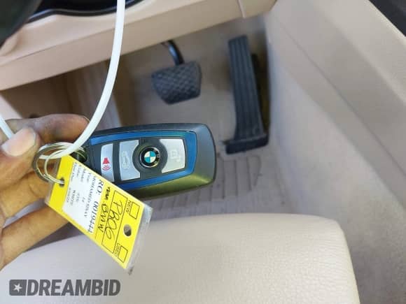 2014 BMW 4 Series 435i с VIN WBA3R1C51EK192103, выставлен на аукционе IAAI как лот 42127351 с пробегом 99 023 миль миль и . История ставок и продаж доступна на DreamBid. Изображение 11.