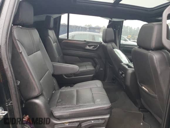 2021 Chevrolet Suburban RST с VIN 1GNSKEKD4MR210450, выставлен на аукционе Copart как лот 84372054 с пробегом 98 560 миль миль и Списание • Salvage title. История ставок и продаж доступна на DreamBid. Изображение 11.