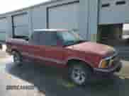 1995 Chevrolet S-10 LS с VIN 1GCCS1944S8202086, выставлен на аукционе Copart как лот 81331905 с пробегом 273 460 миль миль и Списание • Salvage title. История ставок и продаж доступна на DreamBid. Изображение 4.