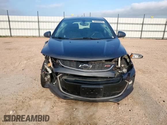 2018 Chevrolet Sonic LT z VIN 1G1JD6SH8J4103068, wystawiony jako Copart lot #64688945 z przebiegiem 103 351 mil mil oraz Szkoda całkowita • Salvage title. Historia ofert i sprzedaży dostępna na DreamBid. Obrazek 5.