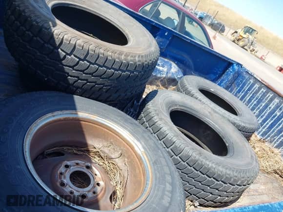 1994 Dodge 1500 with VIN 1B7HF16Y9RS532563, listed as a IAAI auction lot 42255741 with 156,599 mi miles and . Bid and sale history available at DreamBid. Image 12.