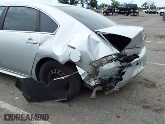 2012 Chevrolet Impala Police Police with VIN 2G1WD5E33C1289195, listed as a IAAI auction lot 42729988 with 218,586 mi miles and . Bid and sale history available at DreamBid. Image 6.