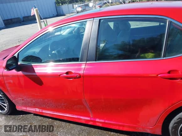 2020 Toyota Camry SE z VIN 4T1M11AK6LU311526, wystawiony jako IAAI lot #43164657 z przebiegiem 208 235 mil mil oraz . Historia ofert i sprzedaży dostępna na DreamBid. Obrazek 14.