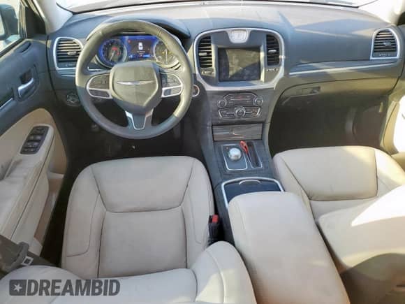 2022 Chrysler 300 Touring L с VIN 2C3CCADG4NH158849, выставлен на аукционе Copart как лот 68211745 с пробегом 36 154 миль миль и Списание • Salvage title. История ставок и продаж доступна на DreamBid. Изображение 8.