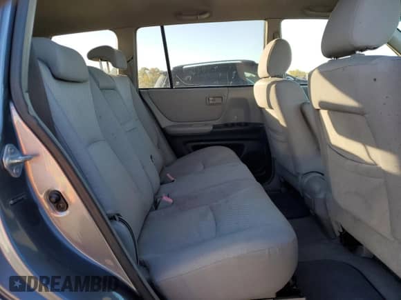 2006 Toyota Highlander w/3rd Row with VIN JTEEP21A960159107, listed as a Copart auction lot 82763665 with 304,491 mi miles and Clean title. Bid and sale history available at DreamBid. Image 11.
