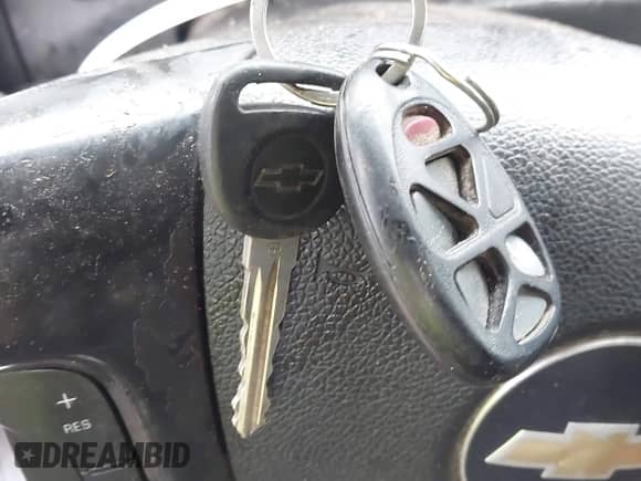 2007 Chevrolet Tahoe LT with VIN 1GNFK13047J385192, listed as a IAAI auction lot 41036949 with Not provided miles and . Bid and sale history available at DreamBid. Image 11.