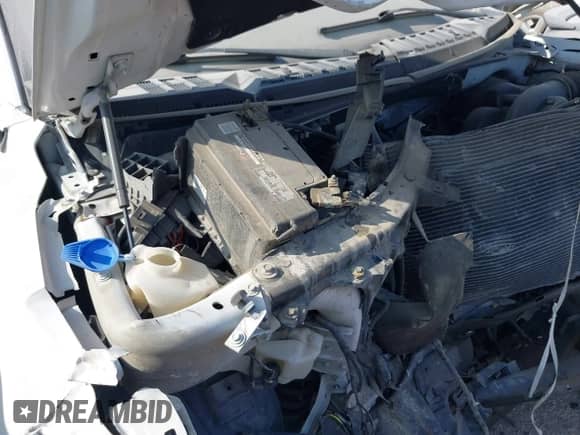 2016 Ford F-150 XL z VIN 1FTMF1C89GKE27389, wystawiony jako IAAI lot #43187468 z przebiegiem 161 080 mil mil oraz . Historia ofert i sprzedaży dostępna na DreamBid. Obrazek 21.