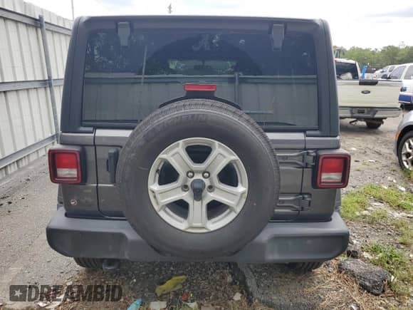2021 Jeep Wrangler Unlimited Sport with VIN 1C4HJXDN1MW831511, listed as a Copart auction lot 67928115 with 39,000 mi miles and Salvage title. Bid and sale history available at DreamBid. Image 6.