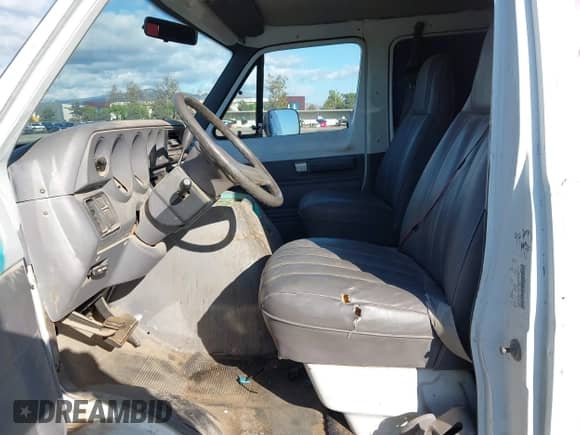 1994 Dodge RAM with VIN 2B7GB11X9RK164319, listed as a IAAI auction lot 43394773 with 156,399 mi miles and . Bid and sale history available at DreamBid. Image 5.