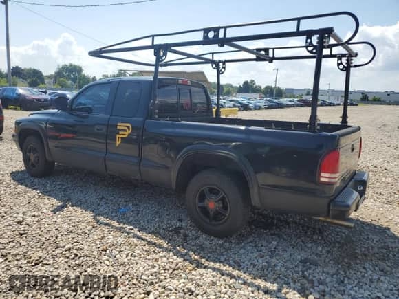 1997 Dodge Dakota z VIN 1B7GL23Y8VS234692, wystawiony jako Copart lot #68842225 z przebiegiem 164 194 mil mil oraz Nie do naprawy • Non repairable. Historia ofert i sprzedaży dostępna na DreamBid. Obrazek 2.