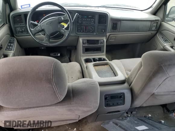 2006 Chevrolet Tahoe Z71 с VIN 1GNEC13Z36R147678, выставлен на аукционе Copart как лот 58974985 с пробегом 239 693 миль миль и Списание • Salvage title. История ставок и продаж доступна на DreamBid. Изображение 8.