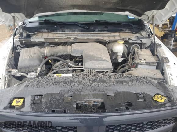 2019 Ram 1500 Tradesman z VIN 3C6RR7KG0KG636181, wystawiony jako Copart lot #58567195 z przebiegiem 115 839 mil mil oraz Czysty tytuł • Clean title. Historia ofert i sprzedaży dostępna na DreamBid. Obrazek 11.