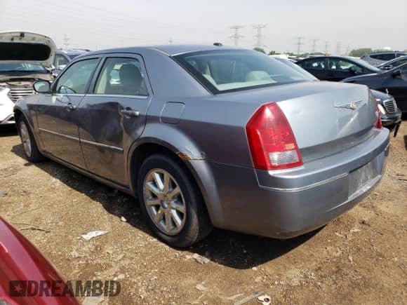 2007 Chrysler 300 Signature with VIN 2C3LA53G97H637883, listed as a Copart auction lot 54891274 with Not provided miles and Non repairable. Bid and sale history available at DreamBid. Image 2.