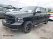 2015 Ram 1500 Express z VIN 1C6RR7KTXFS680314, wystawiony jako IAAI lot #43040717 z przebiegiem 153 999 mil mil oraz . Historia ofert i sprzedaży dostępna na DreamBid. Obrazek 2.