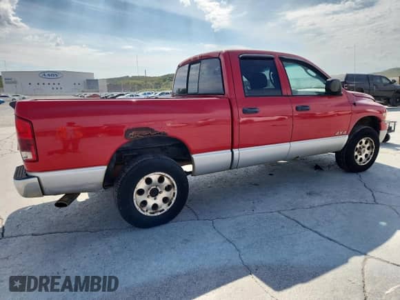2005 Dodge 1500 SLT with VIN 1D7HU18D65J607029, listed as a Copart auction lot 82328685 with 327,916 mi miles and Clean title. Bid and sale history available at DreamBid. Image 3.