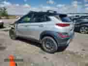 2022 Hyundai Kona Limited с VIN KM8K53A3XNU820537, выставлен на аукционе Copart как лот 70675615 с пробегом 49 308 миль миль и Списание • Salvage title. История ставок и продаж доступна на DreamBid. Изображение 2.