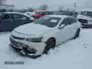 2016 Chevrolet Malibu LT z VIN 1G1ZE5ST0GF322490, wystawiony jako IAAI lot #41209750 z przebiegiem 92 219 mil mil oraz . Historia ofert i sprzedaży dostępna na DreamBid. Obrazek 2.