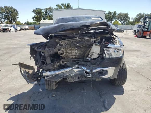 2019 Ram 1500 Big Horn z VIN 1C6SRFFTXKN668534, wystawiony jako Copart lot #68042625 z przebiegiem 102 972 mil mil oraz Szkoda całkowita • Salvage title. Historia ofert i sprzedaży dostępna na DreamBid. Obrazek 5.
