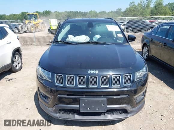 2017 Jeep Compass Latitude с VIN 3C4NJDBB0HT679761, выставлен на аукционе IAAI как лот 42999333 с пробегом 90 586 миль миль и . История ставок и продаж доступна на DreamBid. Изображение 11.