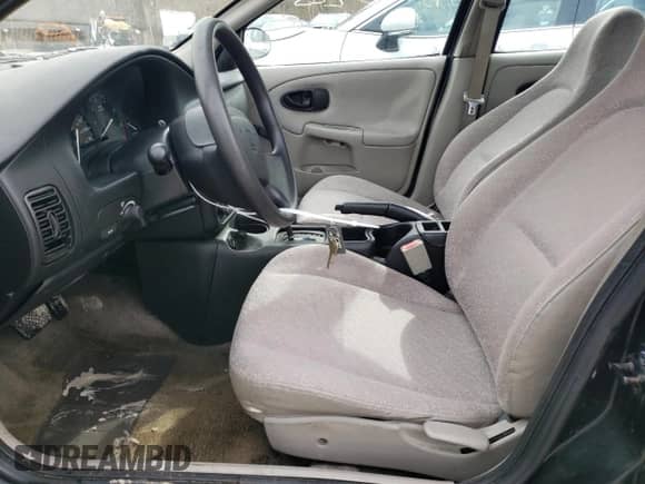 2000 Saturn SL with VIN 1G8ZH5281YZ240482, listed as a Copart auction lot 47728225 with 144,946 mi miles and Salvage title. Bid and sale history available at DreamBid. Image 7.