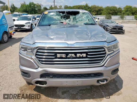 2019 Ram 1500 Longhorn z VIN 1C6SRFKT8KN887742, wystawiony jako Copart lot #80449605 z przebiegiem 108 172 mil mil oraz Czysty tytuł • Clean title. Historia ofert i sprzedaży dostępna na DreamBid. Obrazek 5.