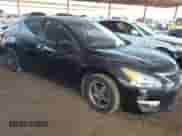 2015 Nissan Altima S z VIN 1N4AL3AP4FC472076, wystawiony jako IAAI lot #40707973 z przebiegiem 148 470 mil mil oraz . Historia ofert i sprzedaży dostępna na DreamBid. Obrazek 1.