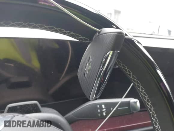 2024 Chevrolet Traverse AWD Z71 z VIN 1GNEVJKS7RJ197307, wystawiony jako IAAI lot #41505694 z przebiegiem 7 782 mil mil oraz . Historia ofert i sprzedaży dostępna na DreamBid. Obrazek 11.