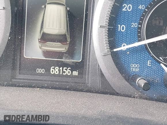 2017 Toyota Sienna XLE z VIN 5TDDZ3DC4HS186390, wystawiony jako IAAI lot #39200075 z przebiegiem 68 156 mil mil oraz . Historia ofert i sprzedaży dostępna na DreamBid. Obrazek 14.