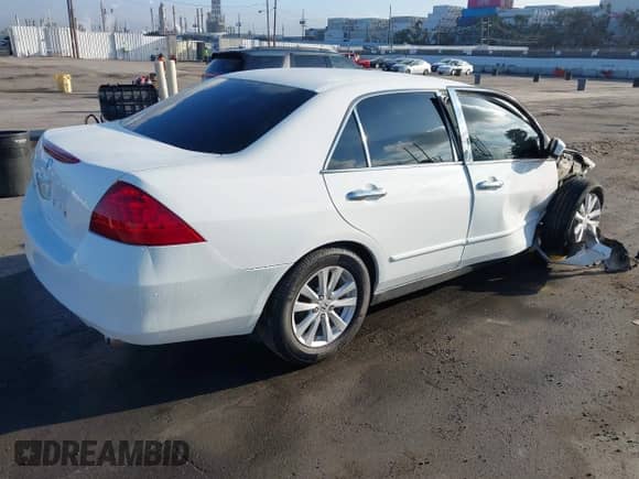 2007 Honda Accord LX с VIN 1HGCM564X7A227016, выставлен на аукционе IAAI как лот 43348559 с пробегом 142 088 миль миль и . История ставок и продаж доступна на DreamBid. Изображение 4.