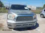 2007 Toyota Tundra SR5 с VIN 5TFRT54107X011547, выставлен на аукционе IAAI как лот 43531368 с пробегом 155 733 миль миль и . История ставок и продаж доступна на DreamBid. Изображение 12.