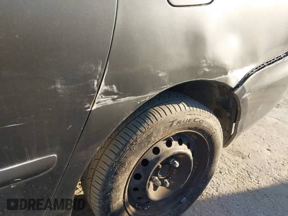 2010 Toyota Sienna CE с VIN 5TDKK4CCXAS328976, выставлен на аукционе IAAI как лот 43463881 с пробегом Не указан миль и . История ставок и продаж доступна на DreamBid. Изображение 6.