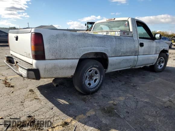 2003 GMC Sierra 1500 Work Truck with VIN 1GTEC14X93Z150604, listed as a Copart auction lot 82720595 with 157,349 mi miles and Clean title. Bid and sale history available at DreamBid. Image 3.